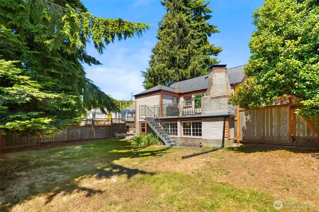 3701 SW Henderson Street Seattle WA 98126