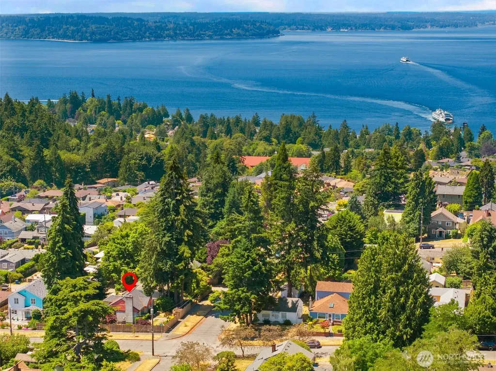 3701 SW Henderson Street Seattle WA 98126