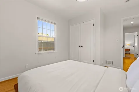 3701 SW Henderson Street Seattle WA 98126