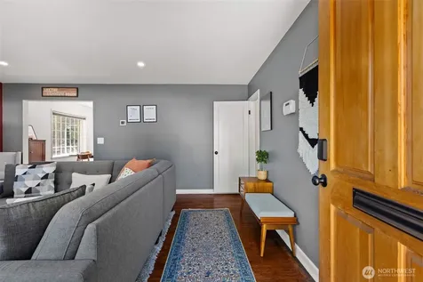 3701 SW Henderson Street Seattle WA 98126
