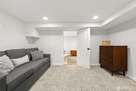 3701 SW Henderson Street Seattle WA 98126