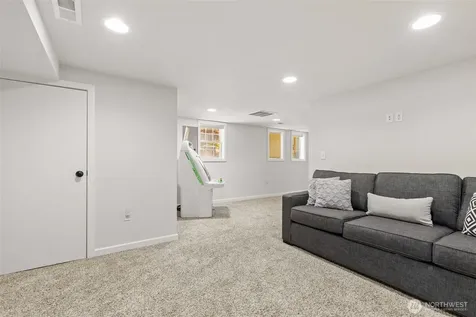 3701 SW Henderson Street Seattle WA 98126
