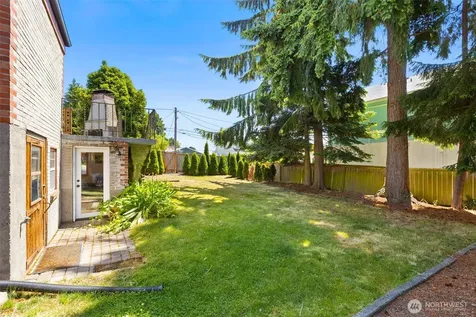 3701 SW Henderson Street Seattle WA 98126