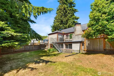 3701 SW Henderson Street Seattle WA 98126