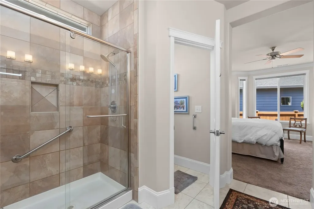 4982 Meriwood Drive NE Lacey WA 98516