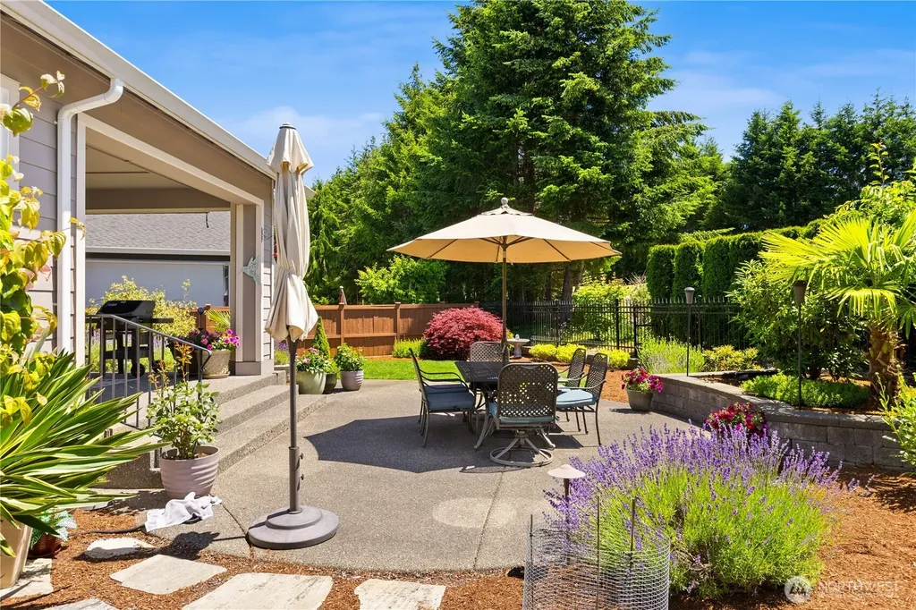 4982 Meriwood Drive NE Lacey WA 98516