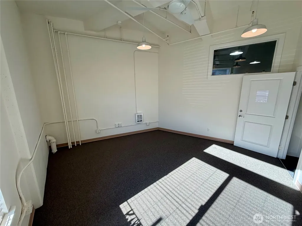 4752 41st Avenue SW Seattle WA 98116