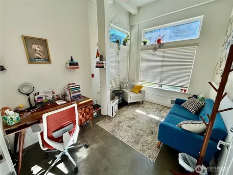 4752 41st Avenue SW Seattle WA 98116