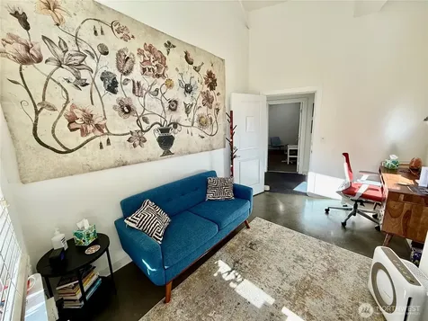 4752 41st Avenue SW Seattle WA 98116