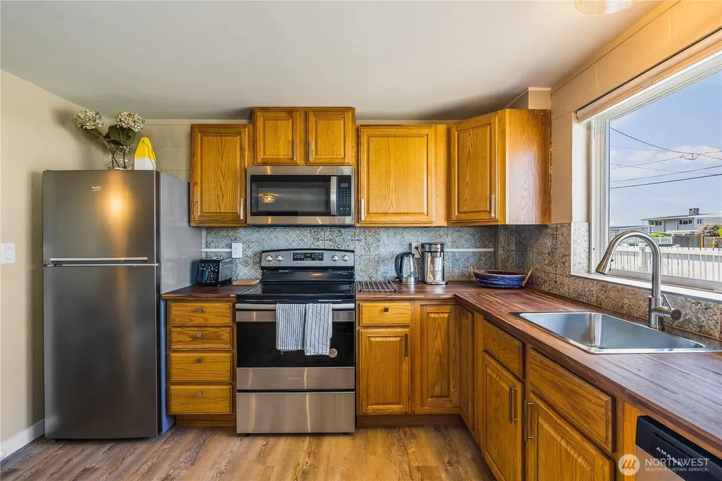 7456 Birch Bay Drive Blaine WA 98230