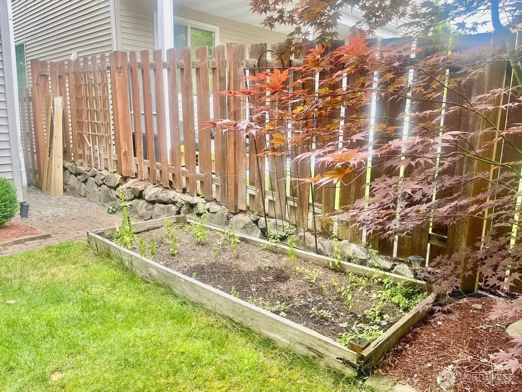 630 SE 67th Lane SE Auburn WA 98092
