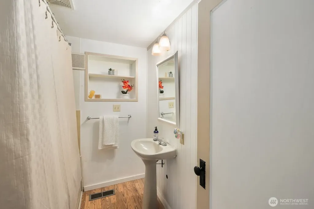 25528 State Route 9 NE Arlington WA 98223