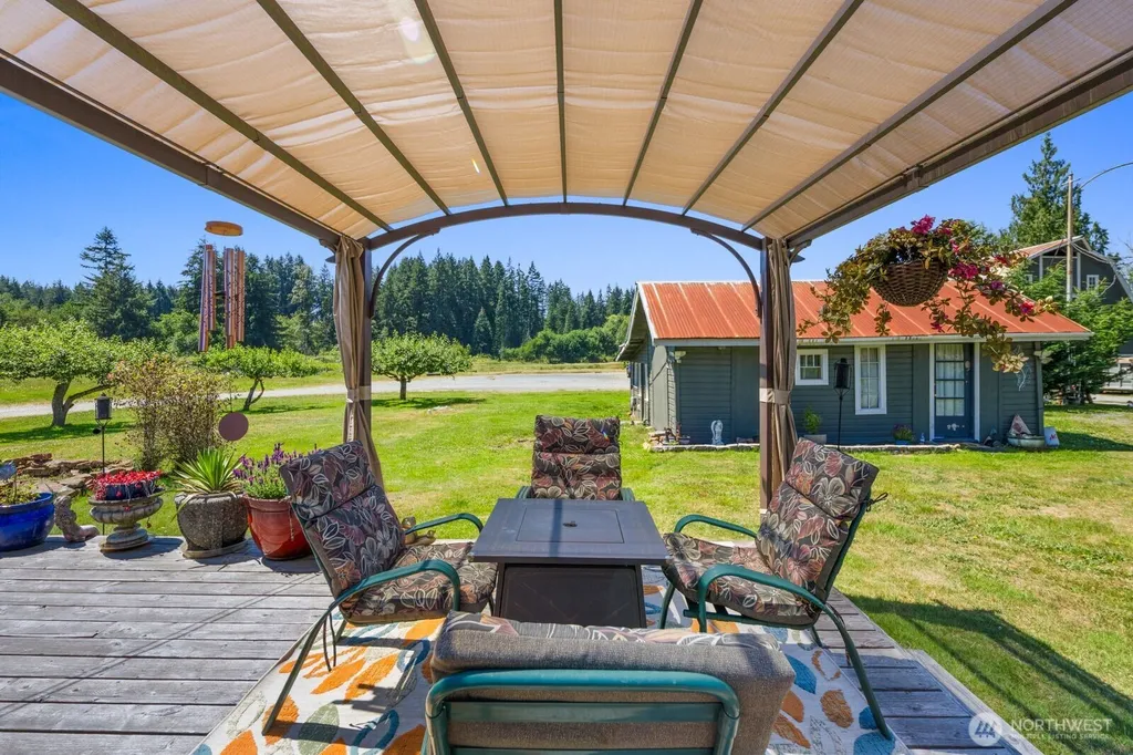25528 State Route 9 NE Arlington WA 98223