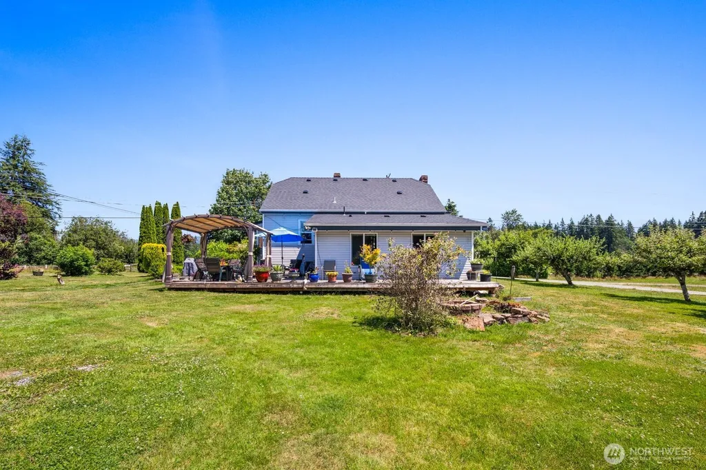 25528 State Route 9 NE Arlington WA 98223