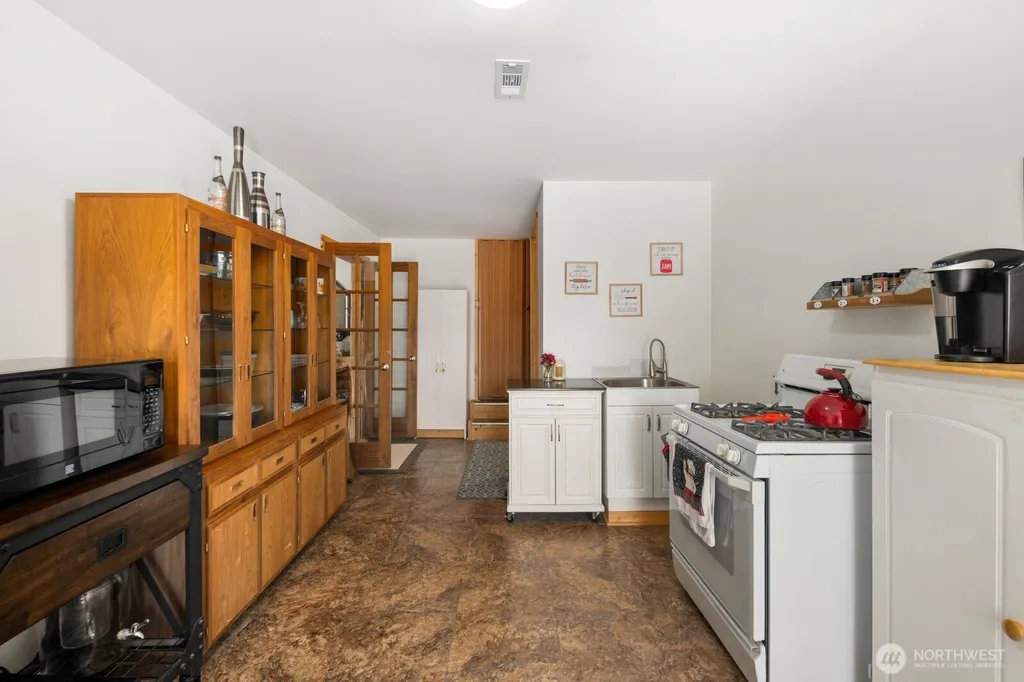25528 State Route 9 NE Arlington WA 98223