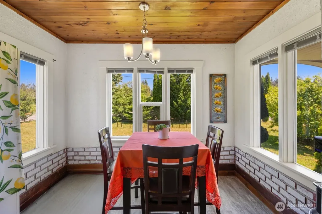 25528 State Route 9 NE Arlington WA 98223