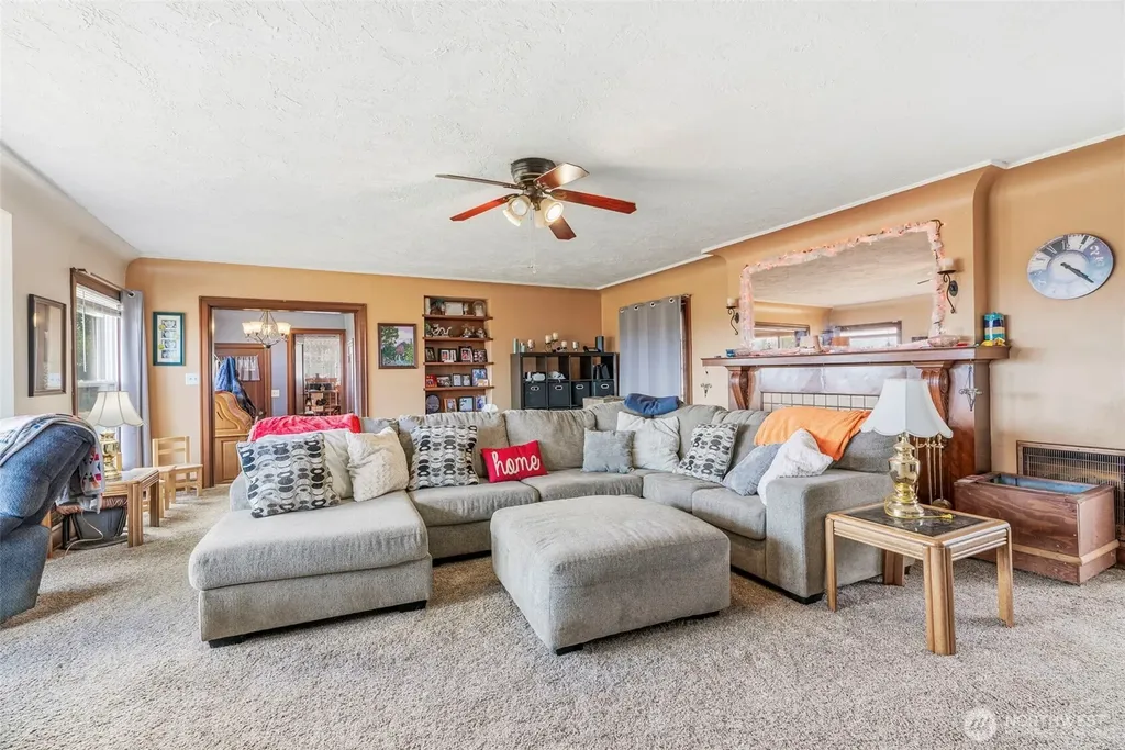 8300 SE Riverview Lane Vancouver WA 98664