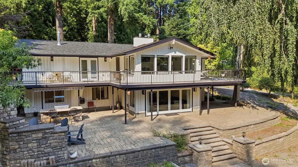20425 Little Bearcreek Road Woodinville WA 98072