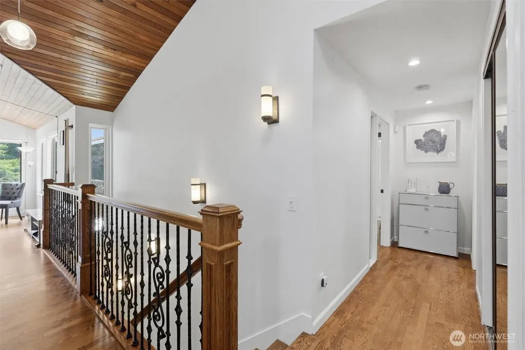 20425 Little Bearcreek Road Woodinville WA 98072