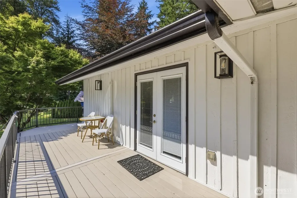 20425 Little Bearcreek Road Woodinville WA 98072
