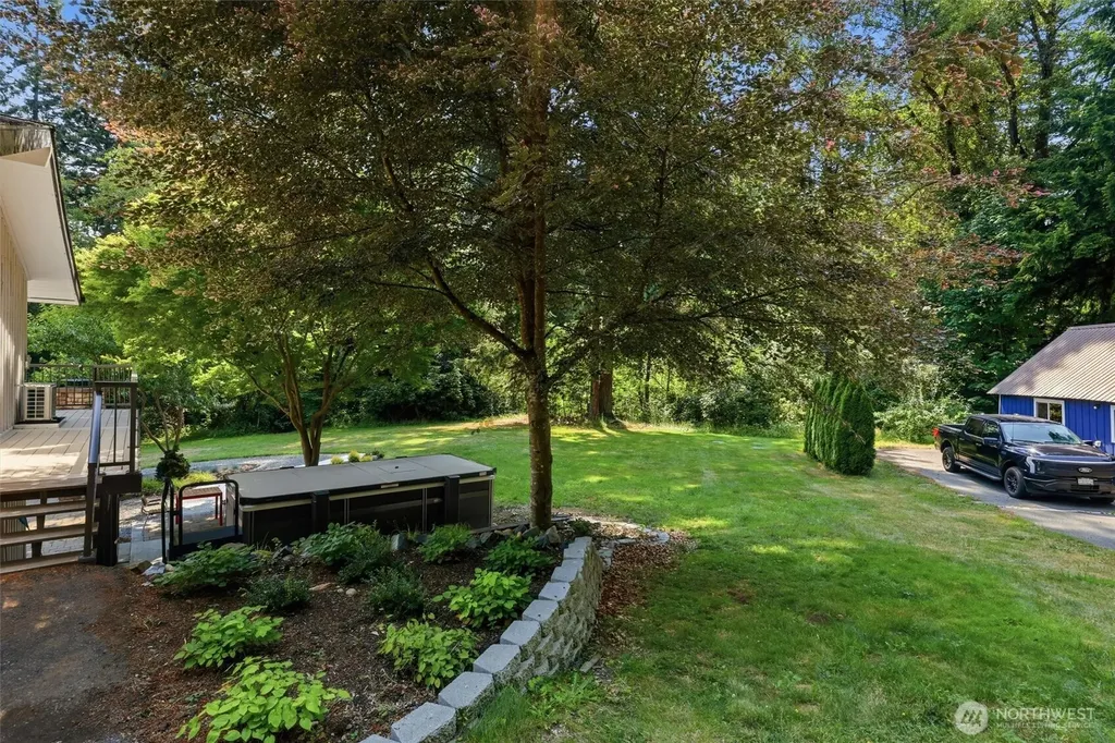 20425 Little Bearcreek Road Woodinville WA 98072