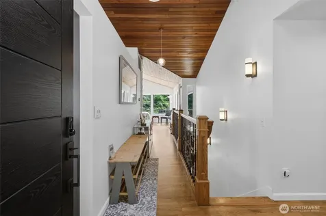20425 Little Bearcreek Road Woodinville WA 98072