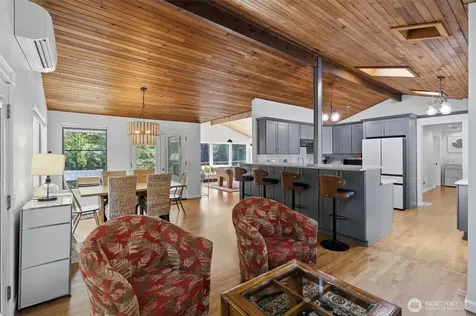 20425 Little Bearcreek Road Woodinville WA 98072