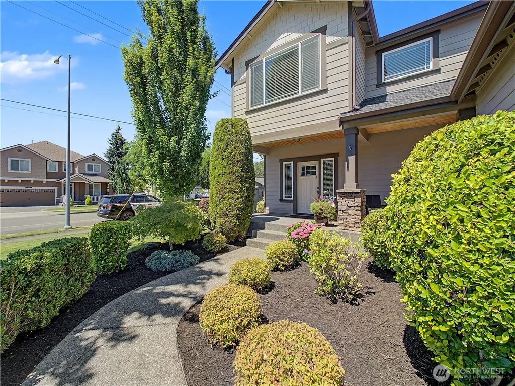 2521 12th Avenue NW Puyallup WA 98371