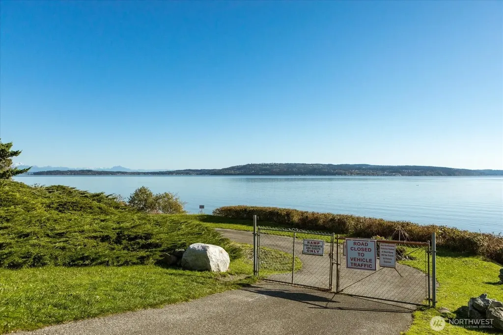 1267 Noel Greene Drive Oak Harbor WA 98277