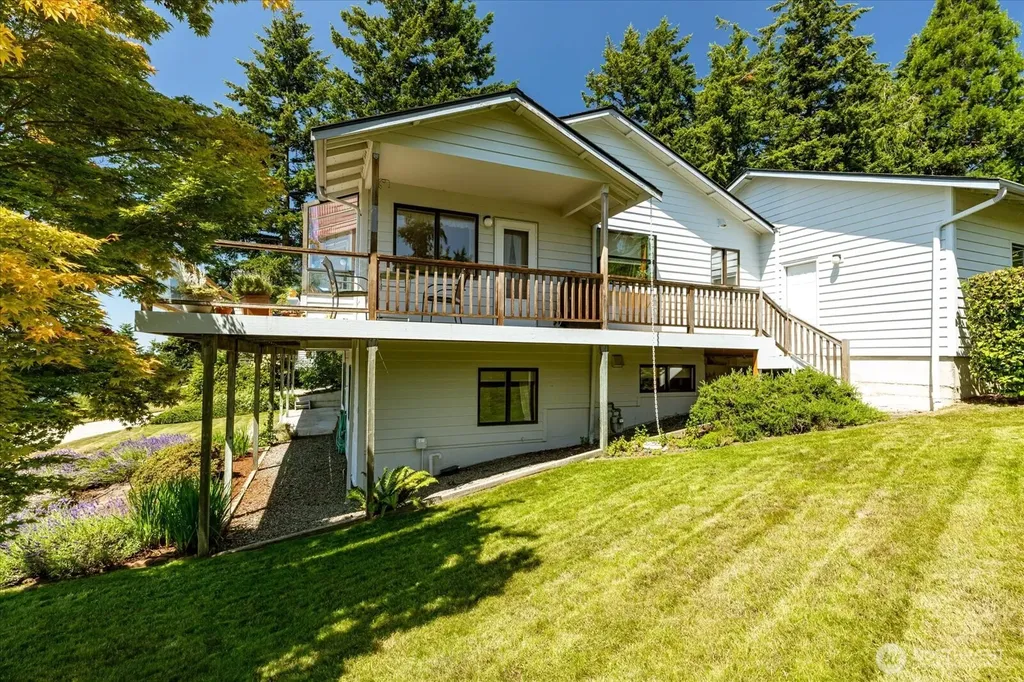 1267 Noel Greene Drive Oak Harbor WA 98277