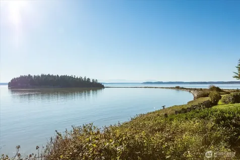1267 Noel Greene Drive Oak Harbor WA 98277