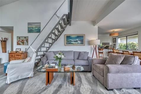 632 Highland Drive Point Roberts WA 98281