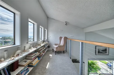 632 Highland Drive Point Roberts WA 98281