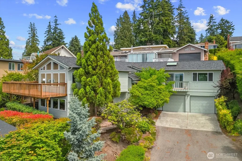 809 Spruce Place Edmonds WA 98020