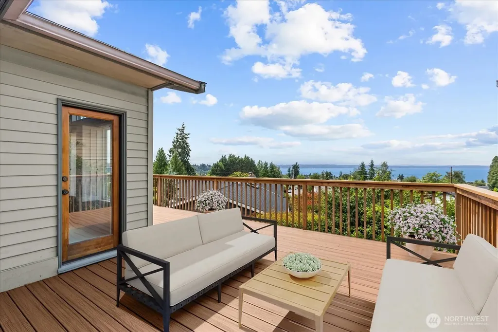 809 Spruce Place Edmonds WA 98020