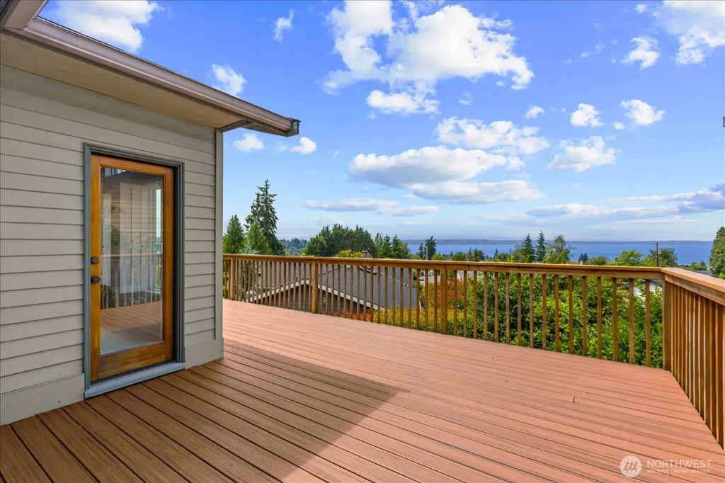 809 Spruce Place Edmonds WA 98020