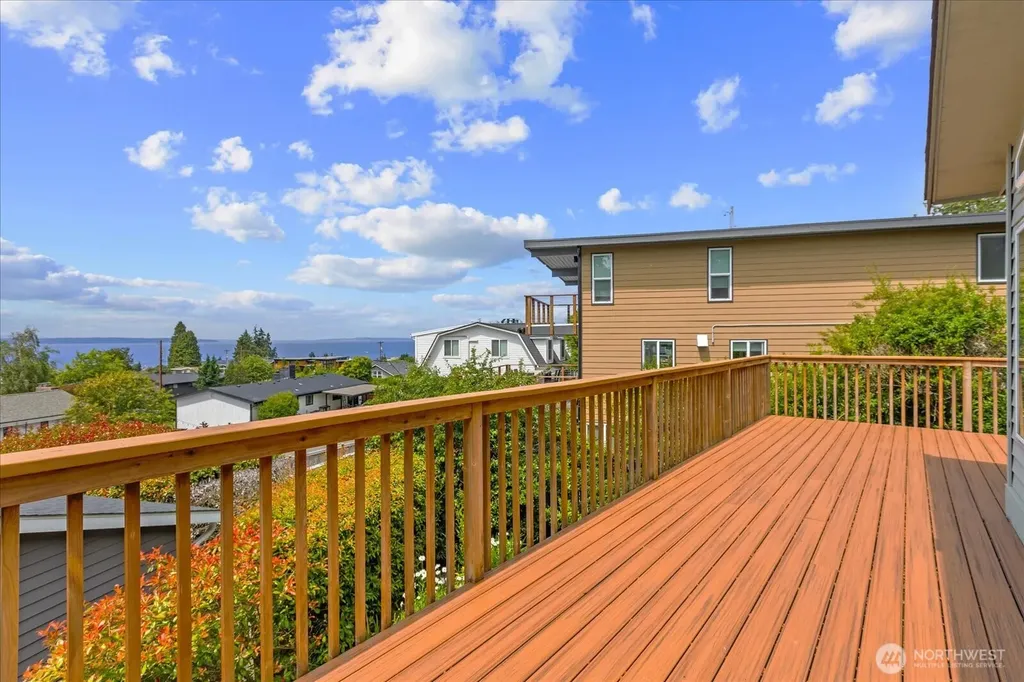 809 Spruce Place Edmonds WA 98020