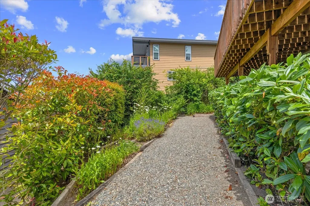 809 Spruce Place Edmonds WA 98020