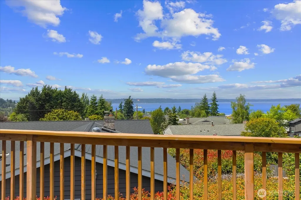 809 Spruce Place Edmonds WA 98020