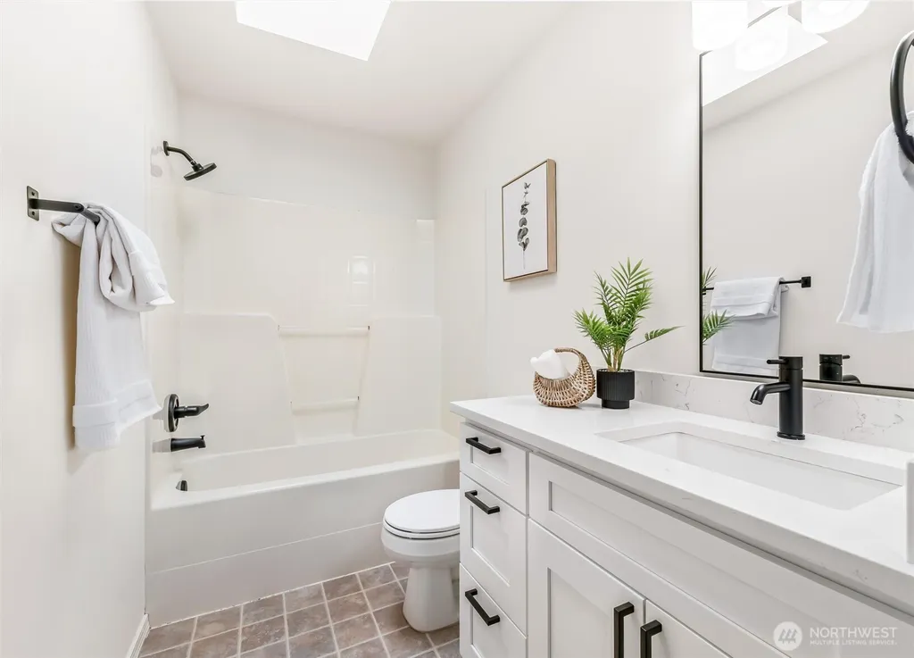 18121 129th Place NE Bothell WA 98011