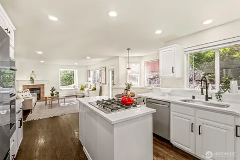 18121 129th Place NE Bothell WA 98011