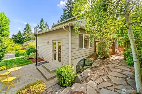 18121 129th Place NE Bothell WA 98011