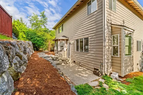 18121 129th Place NE Bothell WA 98011