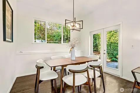 18121 129th Place NE Bothell WA 98011