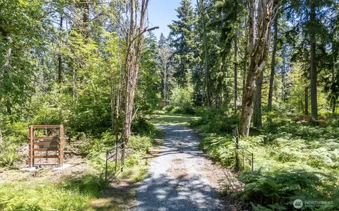 25921 82nd Avenue E Graham WA 98338