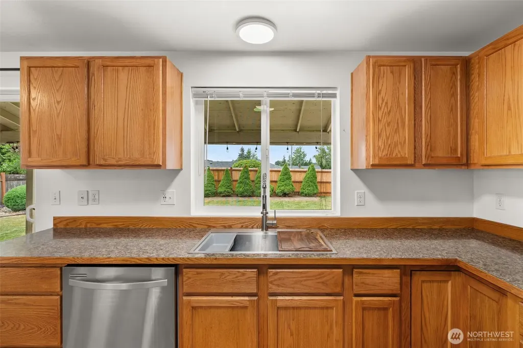 645 NW Ohio Avenue Chehalis WA 98532