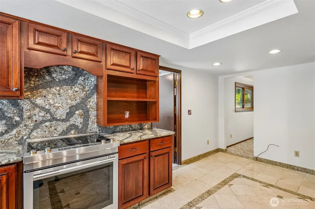 884 Kamus Place Fox Island WA 98333