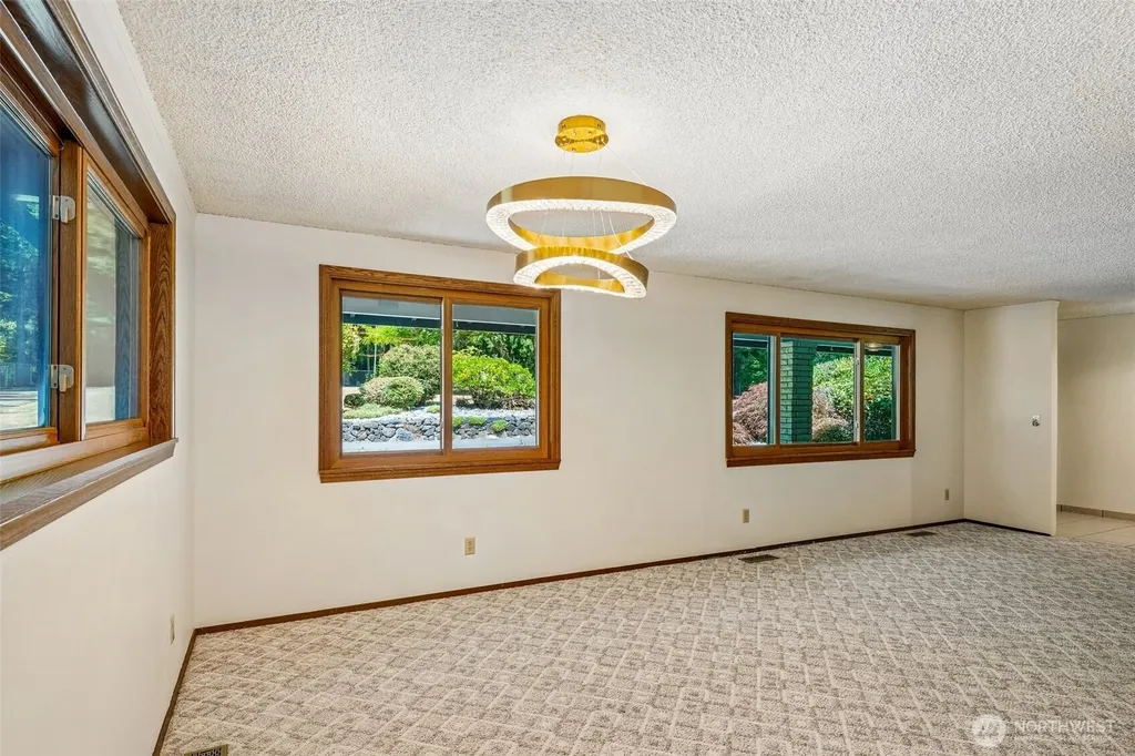 884 Kamus Place Fox Island WA 98333