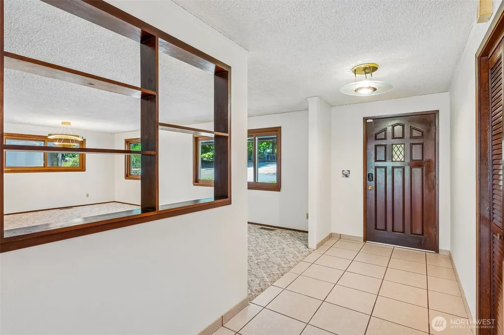 884 Kamus Place Fox Island WA 98333