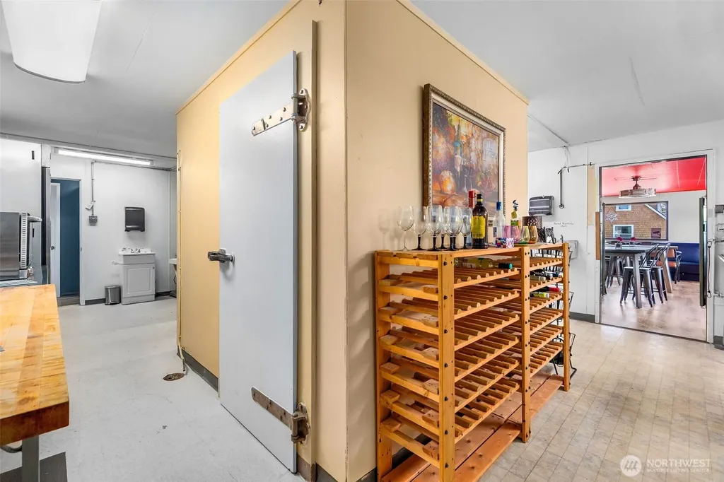 402 N Montesano Street Westport WA 98595